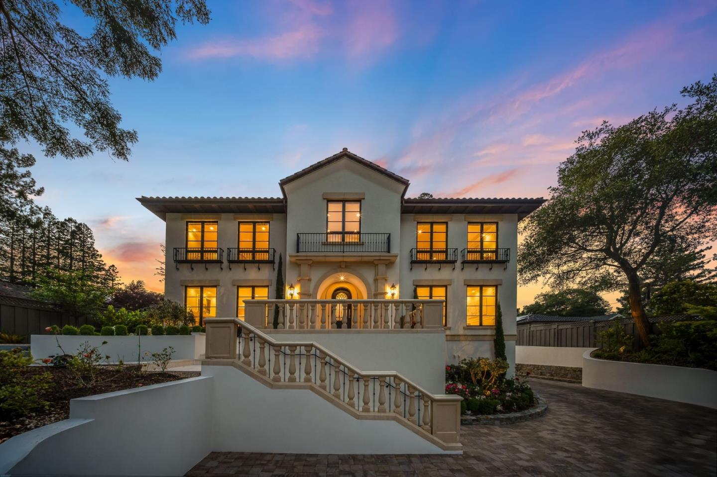 San Mateo, California, 94402, United States, 4 Bedrooms Bedrooms, ,6 BathroomsBathrooms,Residential,For Sale,1836989