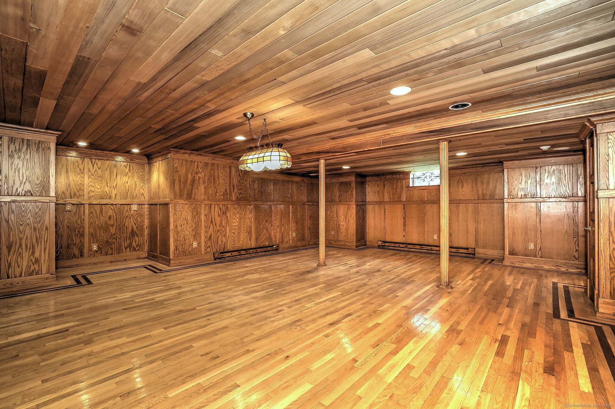 Bethany, Connecticut, 06524, United States, 4 Bedrooms Bedrooms, ,4 BathroomsBathrooms,Residential,For Sale,1905927
