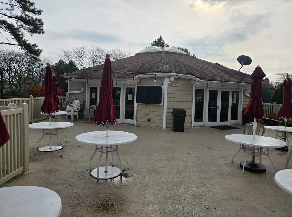 Secaucus, New Jersey, 07094, United States, 4 Bedrooms Bedrooms, ,3 BathroomsBathrooms,Residential,For Sale,1996656