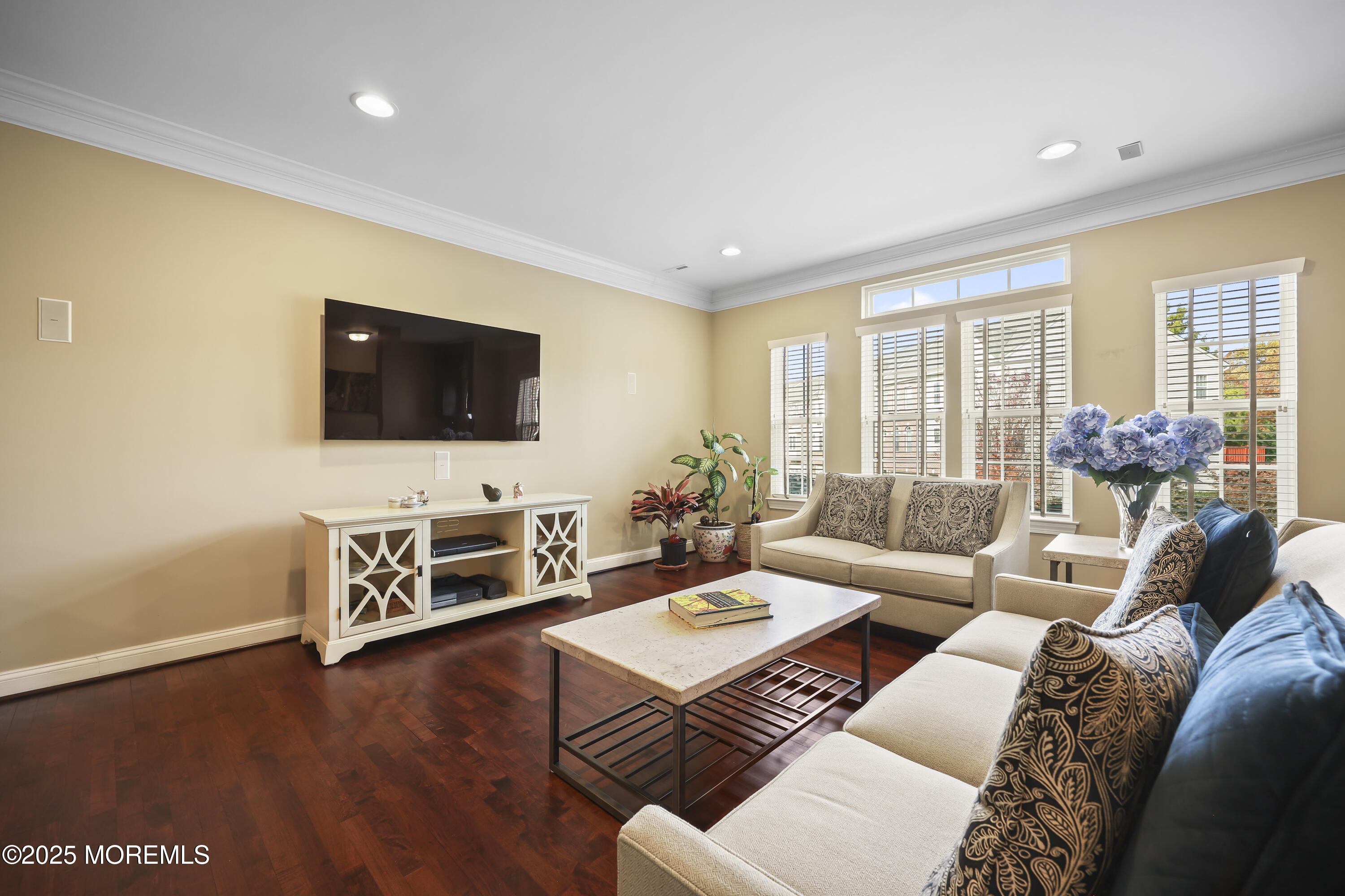 Middletown, New Jersey, 07748, United States, 3 Bedrooms Bedrooms, ,3 BathroomsBathrooms,Residential,For Sale,1989019