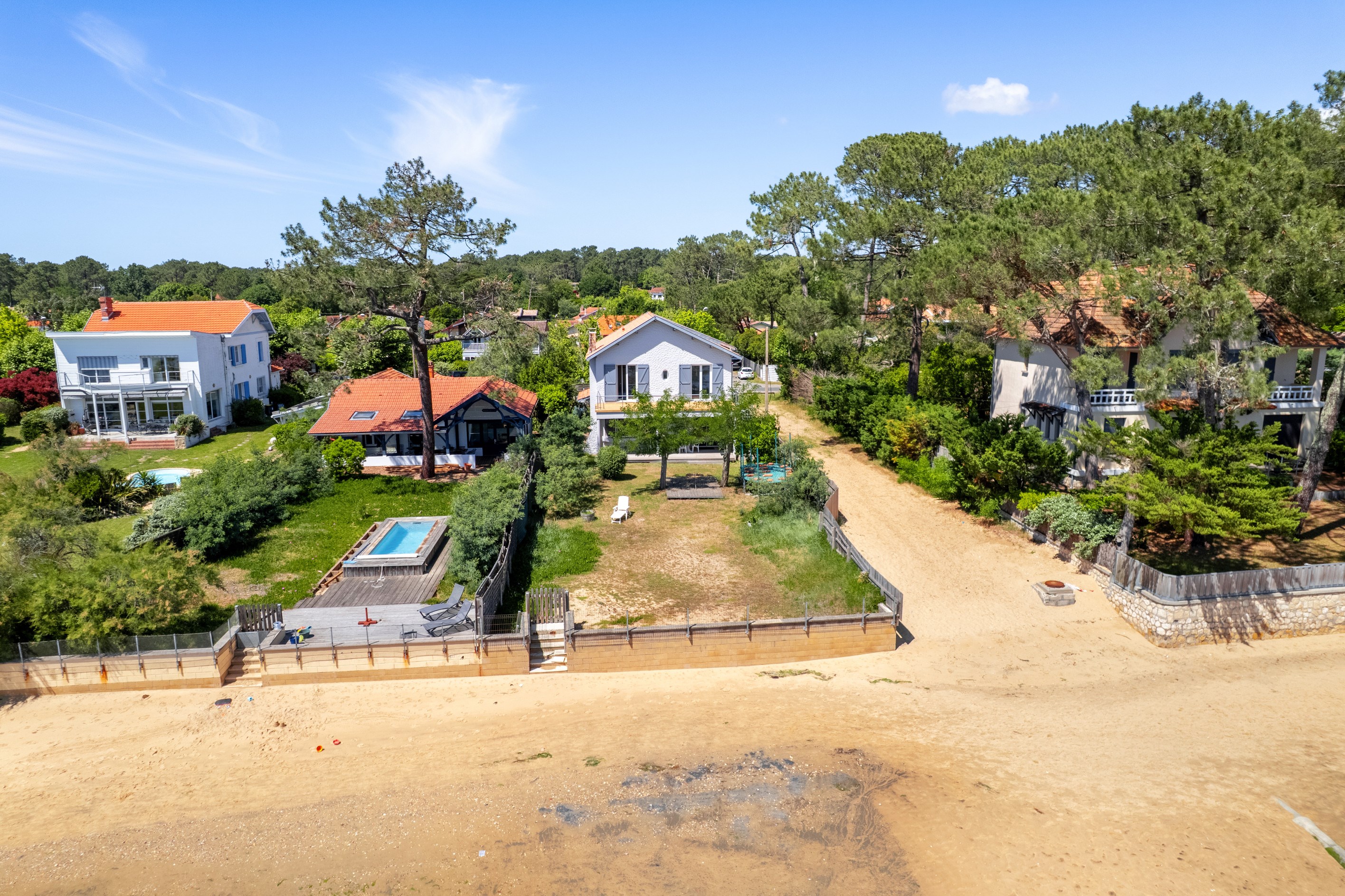  AUTHENTIC VILLA FRONTLINE WITH DIRECT ACCESS TO THE BEACH - 物件實景