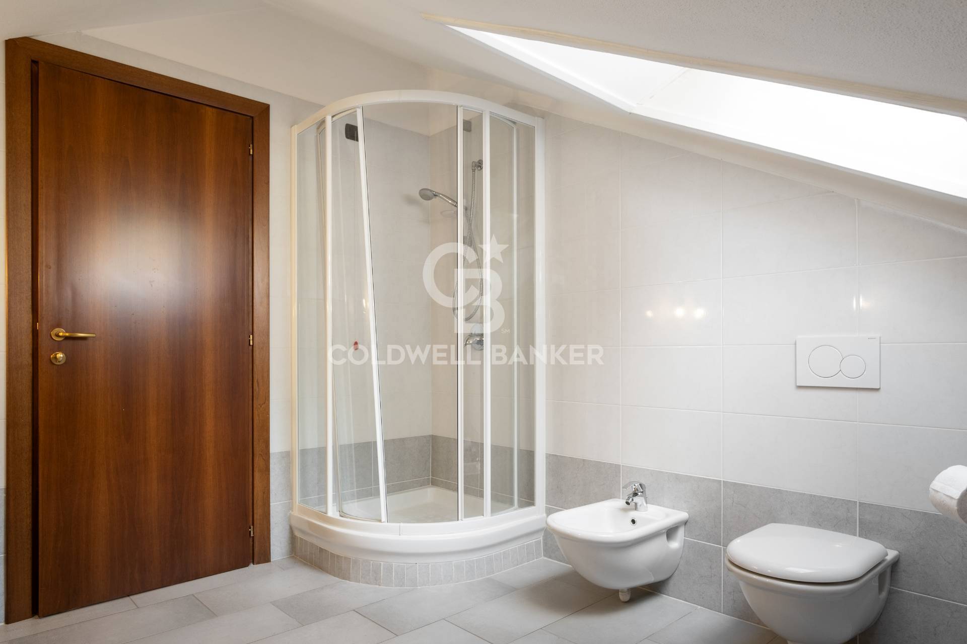Sesto Calende, Varese, 21018, IT, 6 Bedrooms Bedrooms, ,5 BathroomsBathrooms,Residential,For Sale,1796878