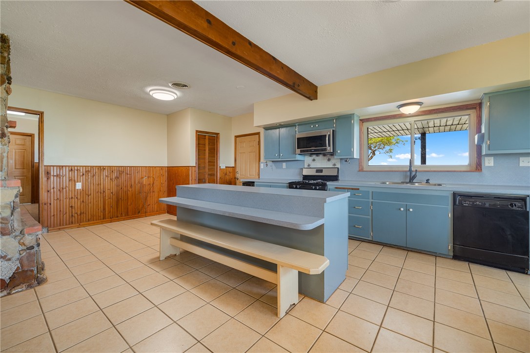 Riviera, Texas, 78379, United States, 3 Bedrooms Bedrooms, ,2 BathroomsBathrooms,Residential,For Sale,2001021