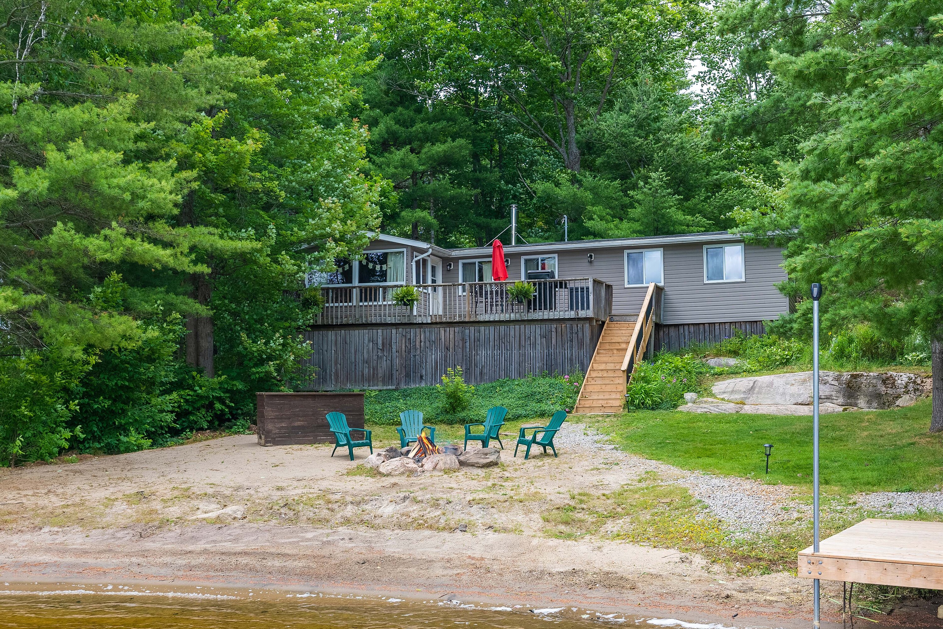  Boat Access Cottage on Kahshe - 物件實景