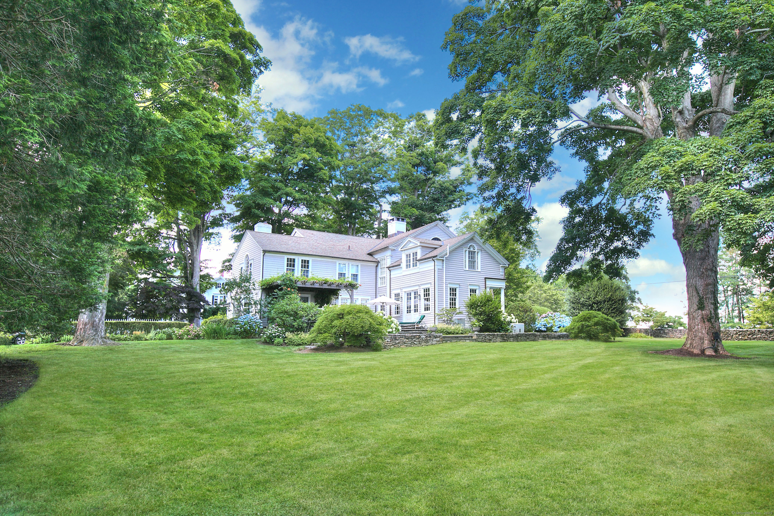 Fairfield, Connecticut, 06824, United States, 5 Bedrooms Bedrooms, ,5 BathroomsBathrooms,Residential,For Sale,1942139