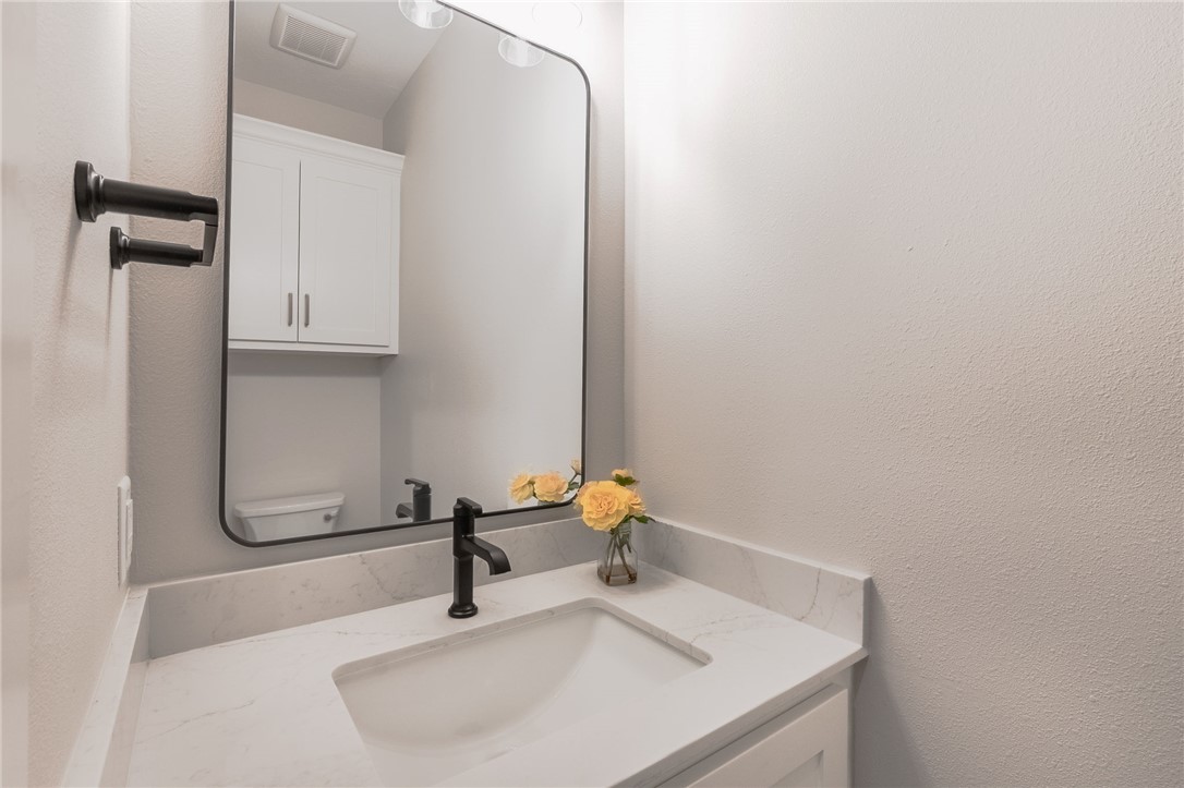 College Station, Texas, 77845, United States, 4 Bedrooms Bedrooms, ,3 BathroomsBathrooms,Residential,For Sale,2000536