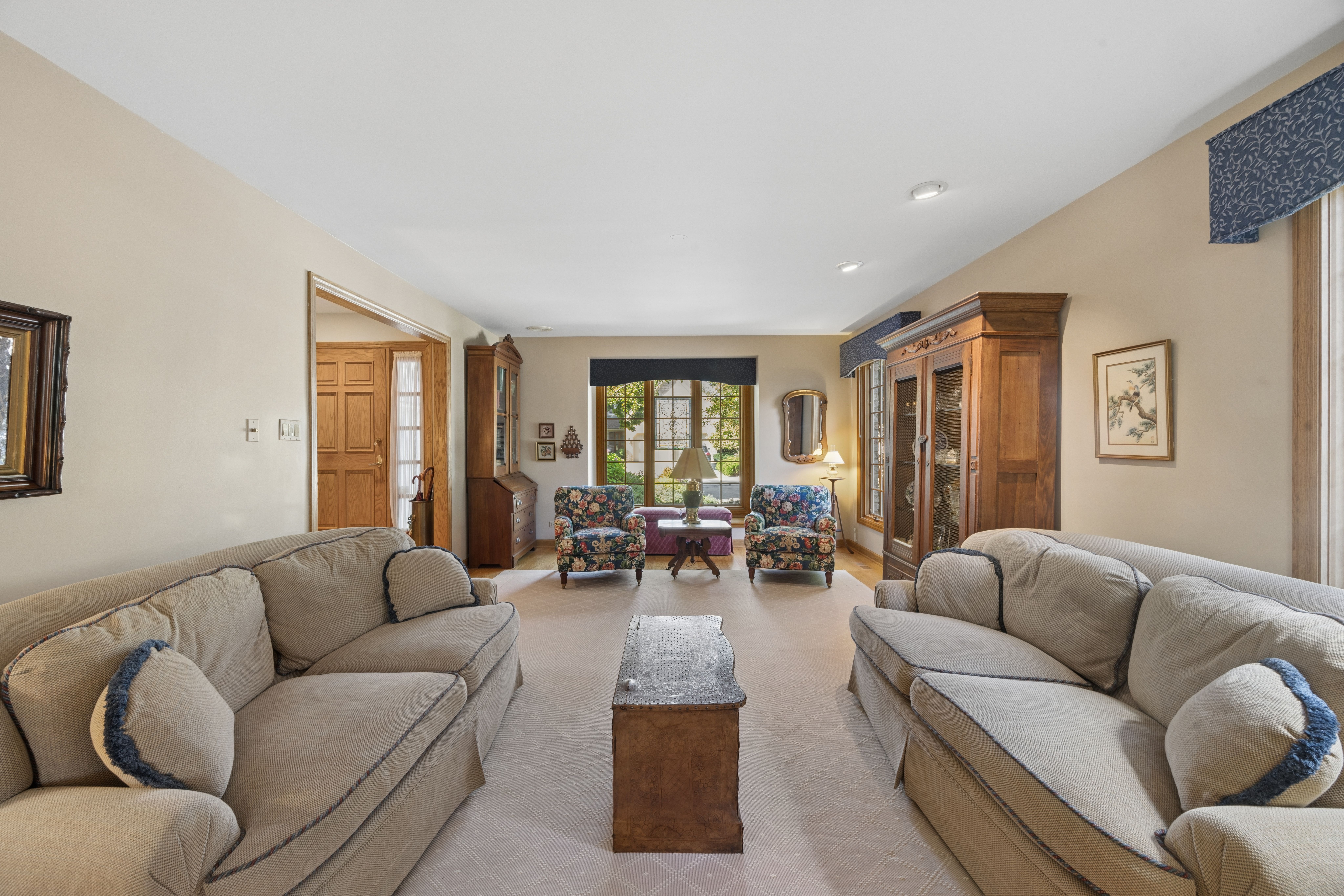 Lovely and Meticulously Maintained Townhome in Desirable Tartan Lakes - 物件實景
