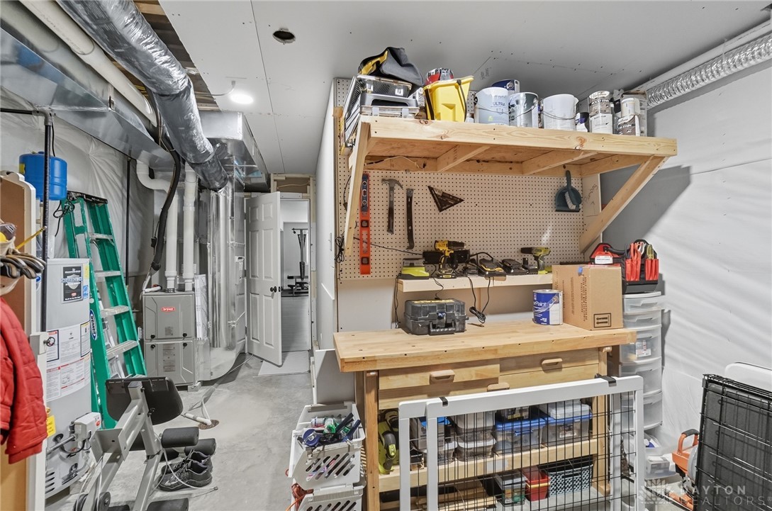 Cincinnati, Ohio, 45245, United States, 4 Bedrooms Bedrooms, ,4 BathroomsBathrooms,Residential,For Sale,1996154