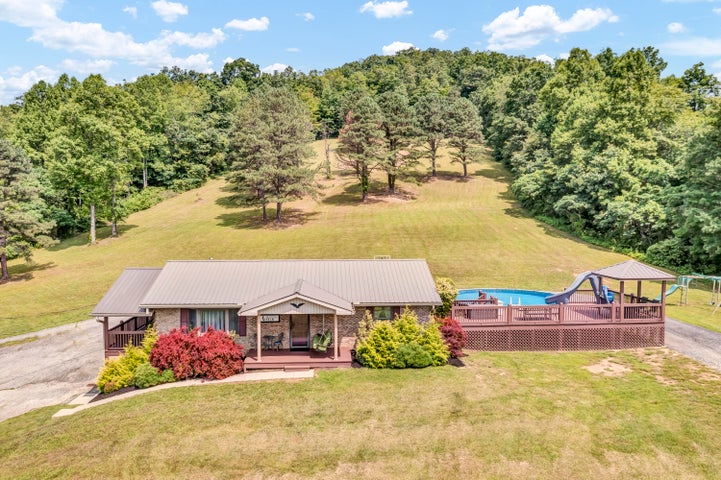 Vanceburg, Kentucky, 41179, United States, 4 Bedrooms Bedrooms, ,2 BathroomsBathrooms,Residential,For Sale,1984182