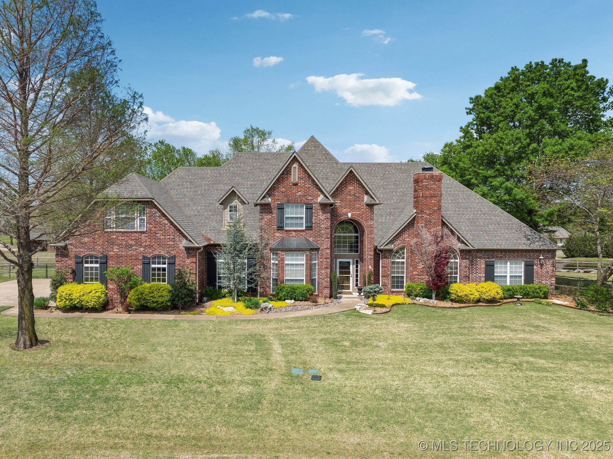 Claremore, Oklahoma, 74019, United States, 4 Bedrooms Bedrooms, ,4 BathroomsBathrooms,Residential,For Sale,1770559