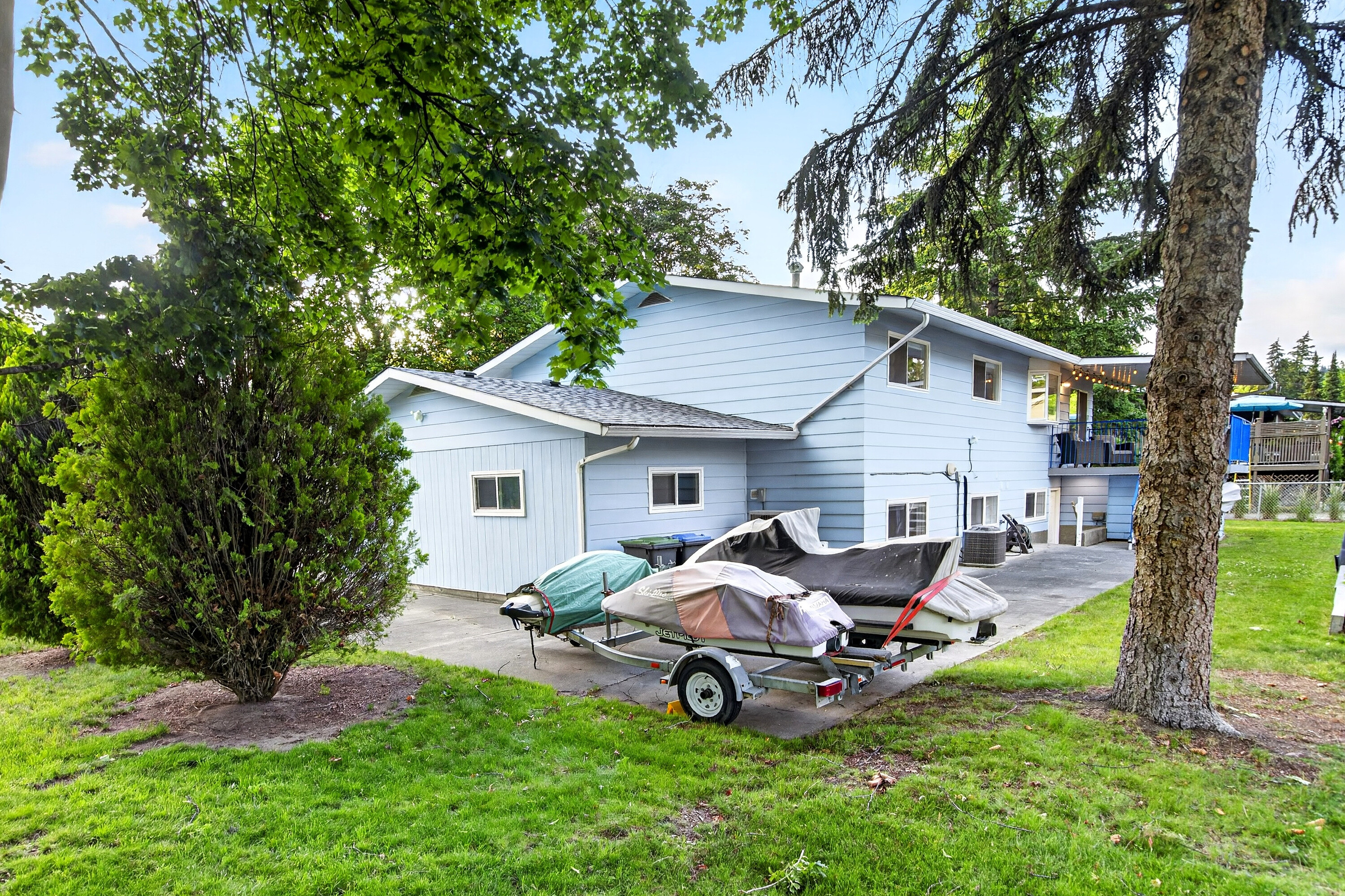  Spacious Glenmore Home - 物件實景