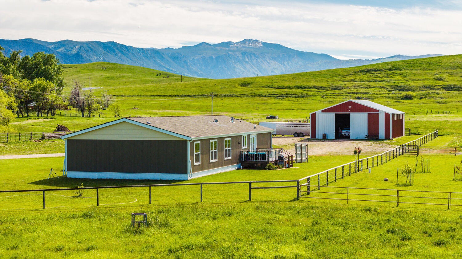 Sheridan, Wyoming, 82801, United States, 4 Bedrooms Bedrooms, ,2 BathroomsBathrooms,Residential,For Sale,2011372