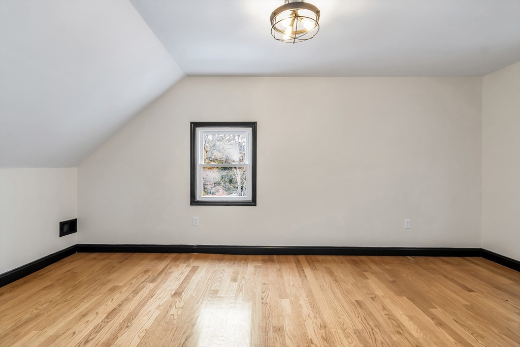 Billerica, Massachusetts, 01821, United States, 4 Bedrooms Bedrooms, ,3 BathroomsBathrooms,Residential,For Sale,1980011