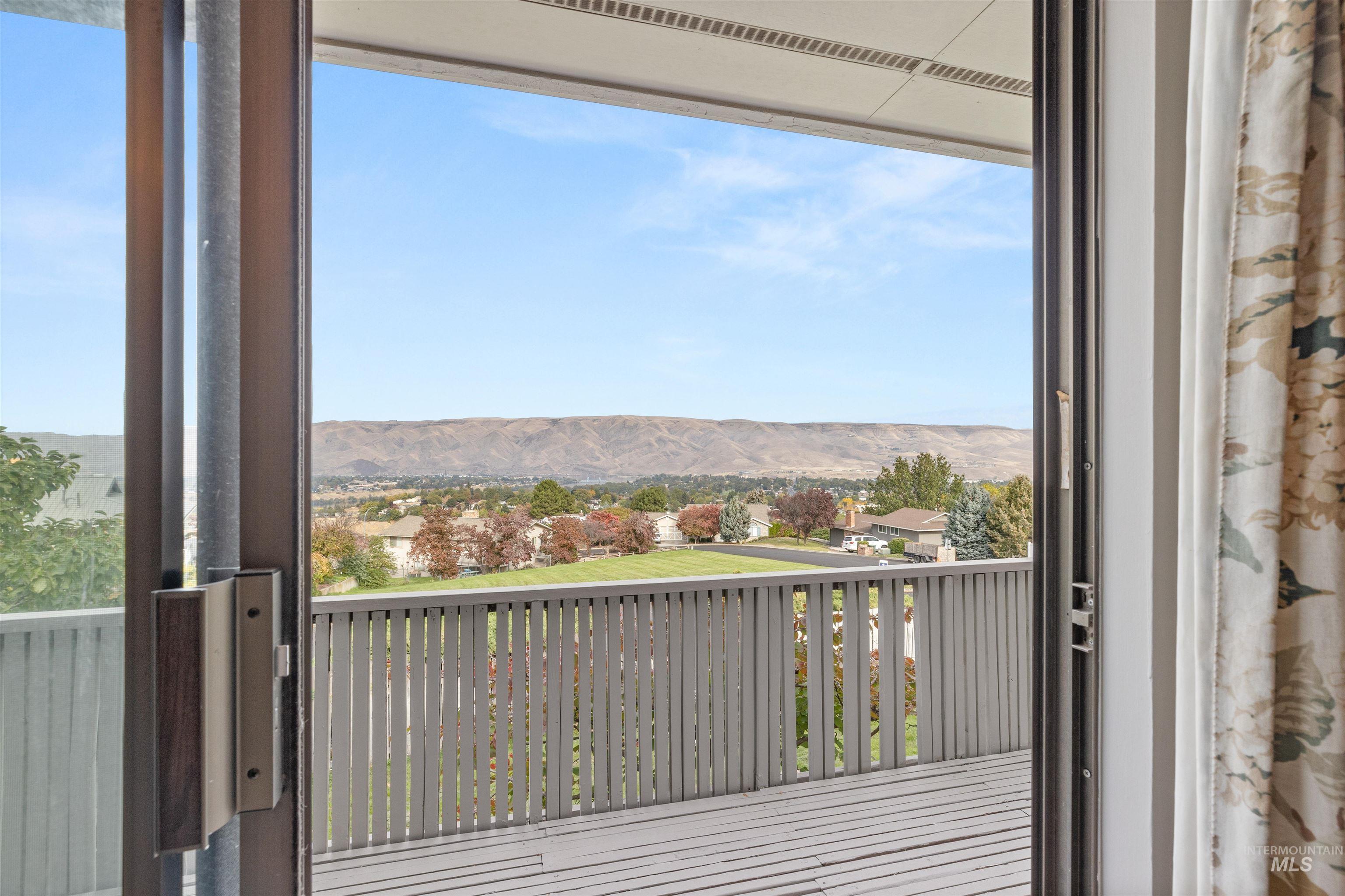 Lewiston, Idaho, 83501, United States, 4 Bedrooms Bedrooms, ,Residential,For Sale,1862440