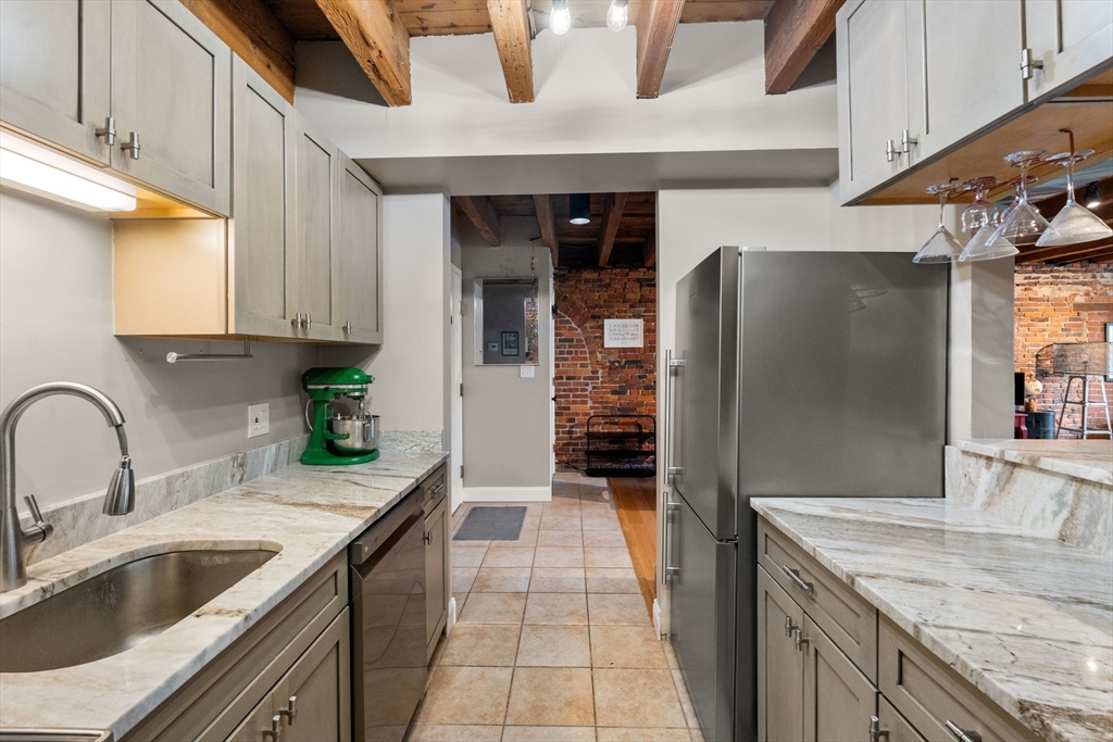 Boston, Massachusetts, 02109, United States, 1 Bedroom Bedrooms, ,1 BathroomBathrooms,Residential,For Sale,1874880
