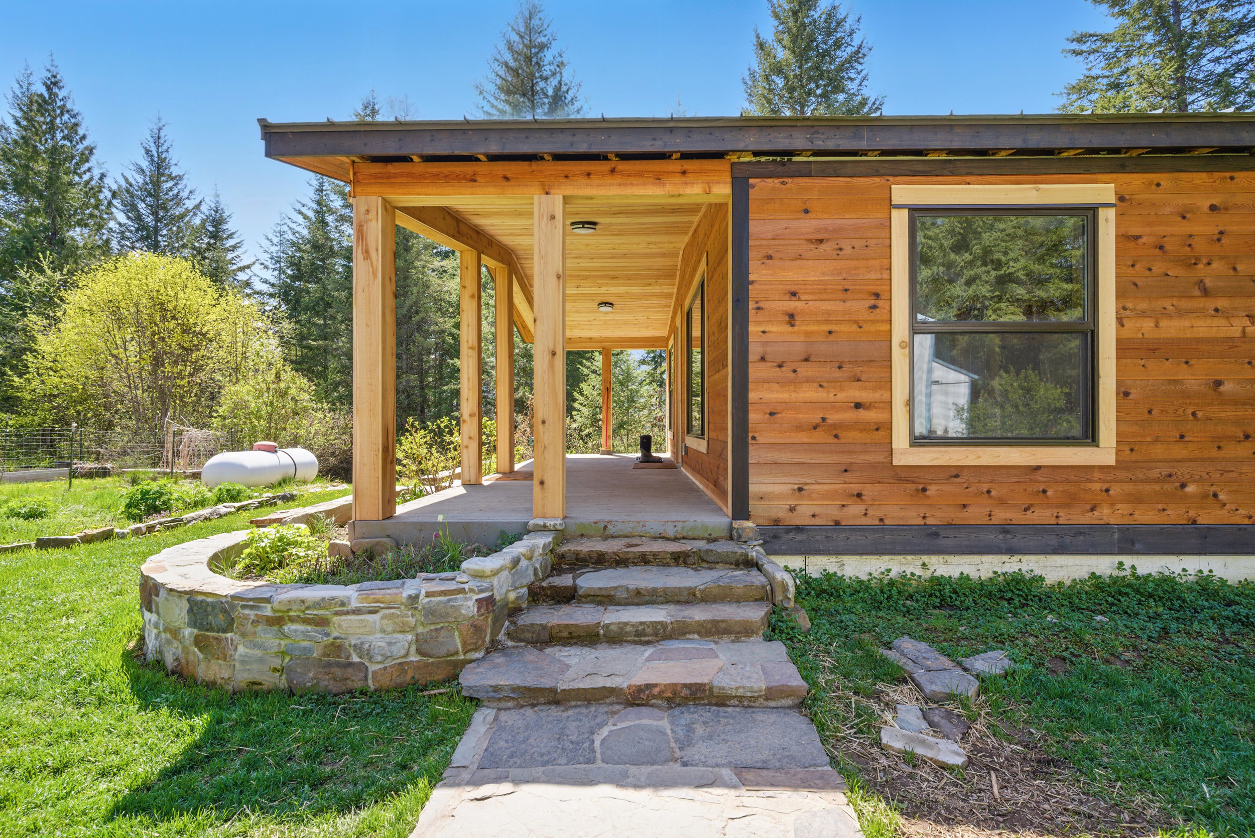 Clark Fork, Idaho, 83811, United States, 3 Bedrooms Bedrooms, ,2 BathroomsBathrooms,Residential,For Sale,1887934