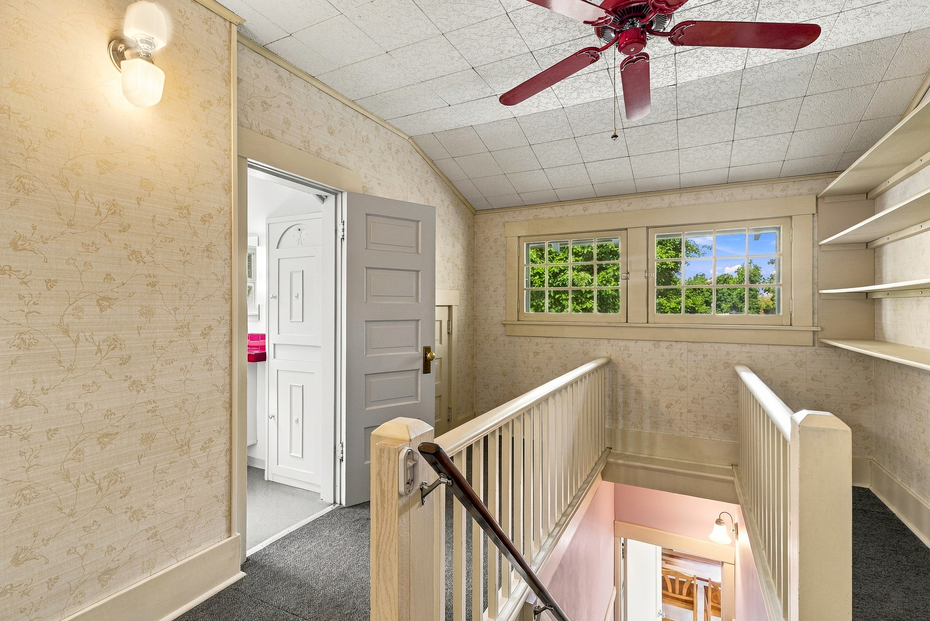 Crawford Home, 1235 Isaacs Ave - 物件實景