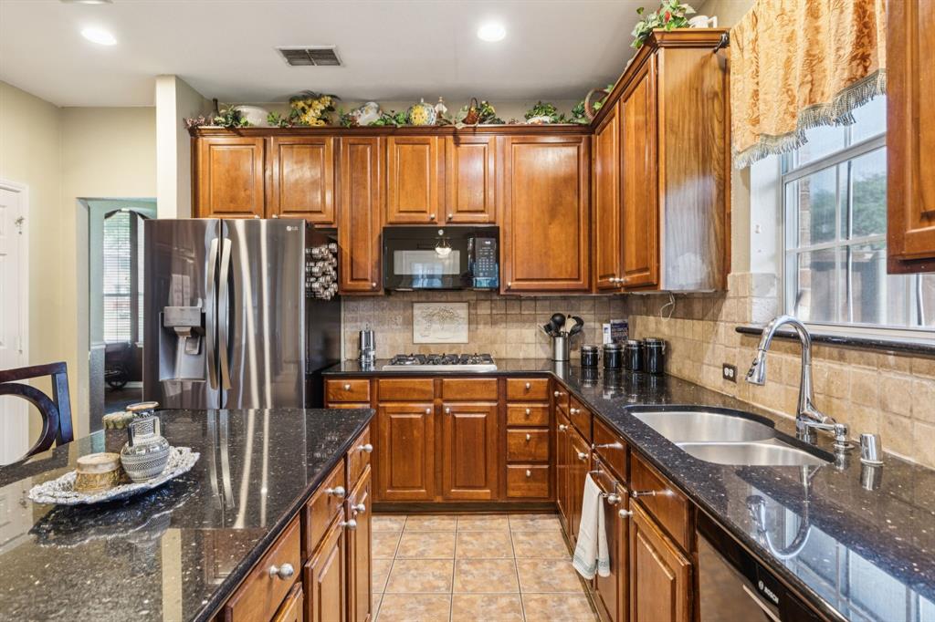 Plano, Texas, 75025, United States, 4 Bedrooms Bedrooms, ,3 BathroomsBathrooms,Residential,For Sale,1912085