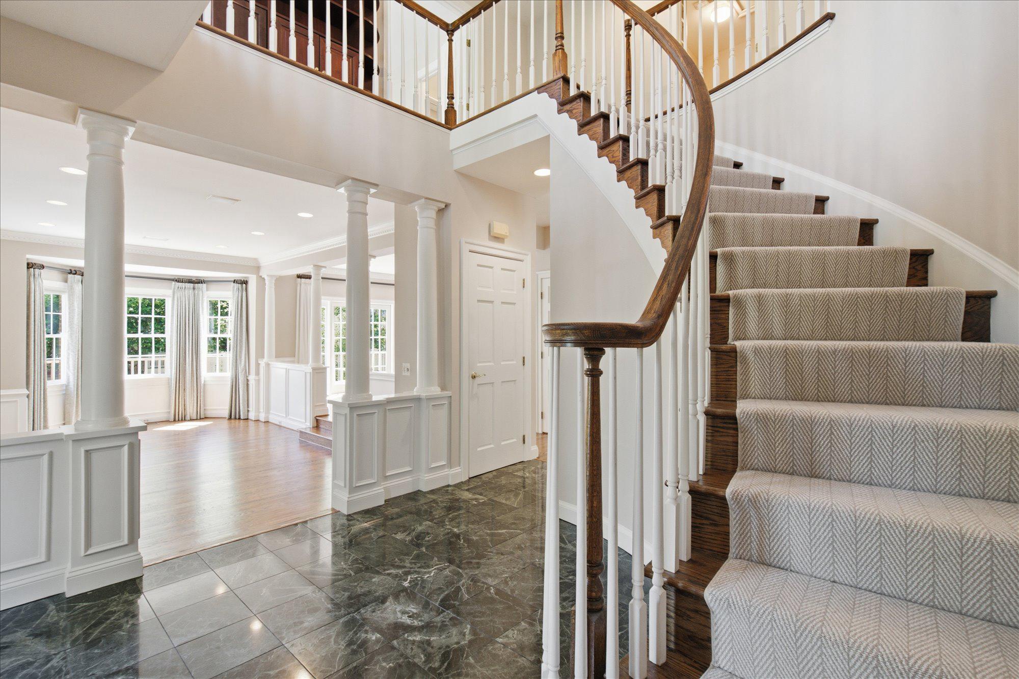  126 Gresham Place, Falls Church, VA, 22046 - 物件實景