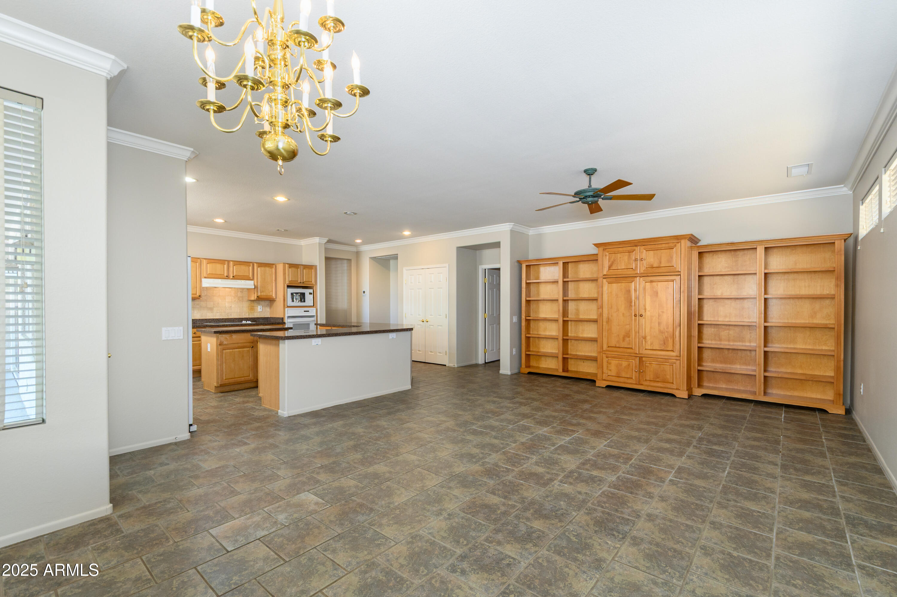 Surprise, Arizona, 85374, United States, 2 Bedrooms Bedrooms, ,3 BathroomsBathrooms,Residential,For Sale,2003056