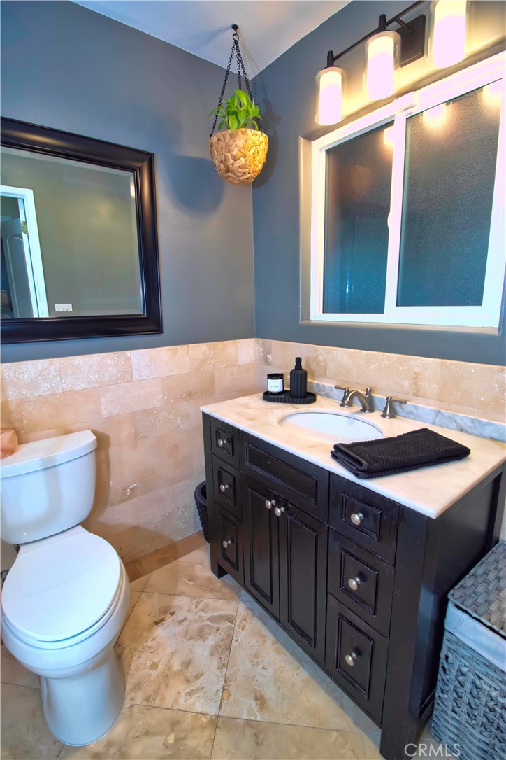 West Hills, California, 91304, United States, 4 Bedrooms Bedrooms, ,2 BathroomsBathrooms,Residential,For Sale,1914263