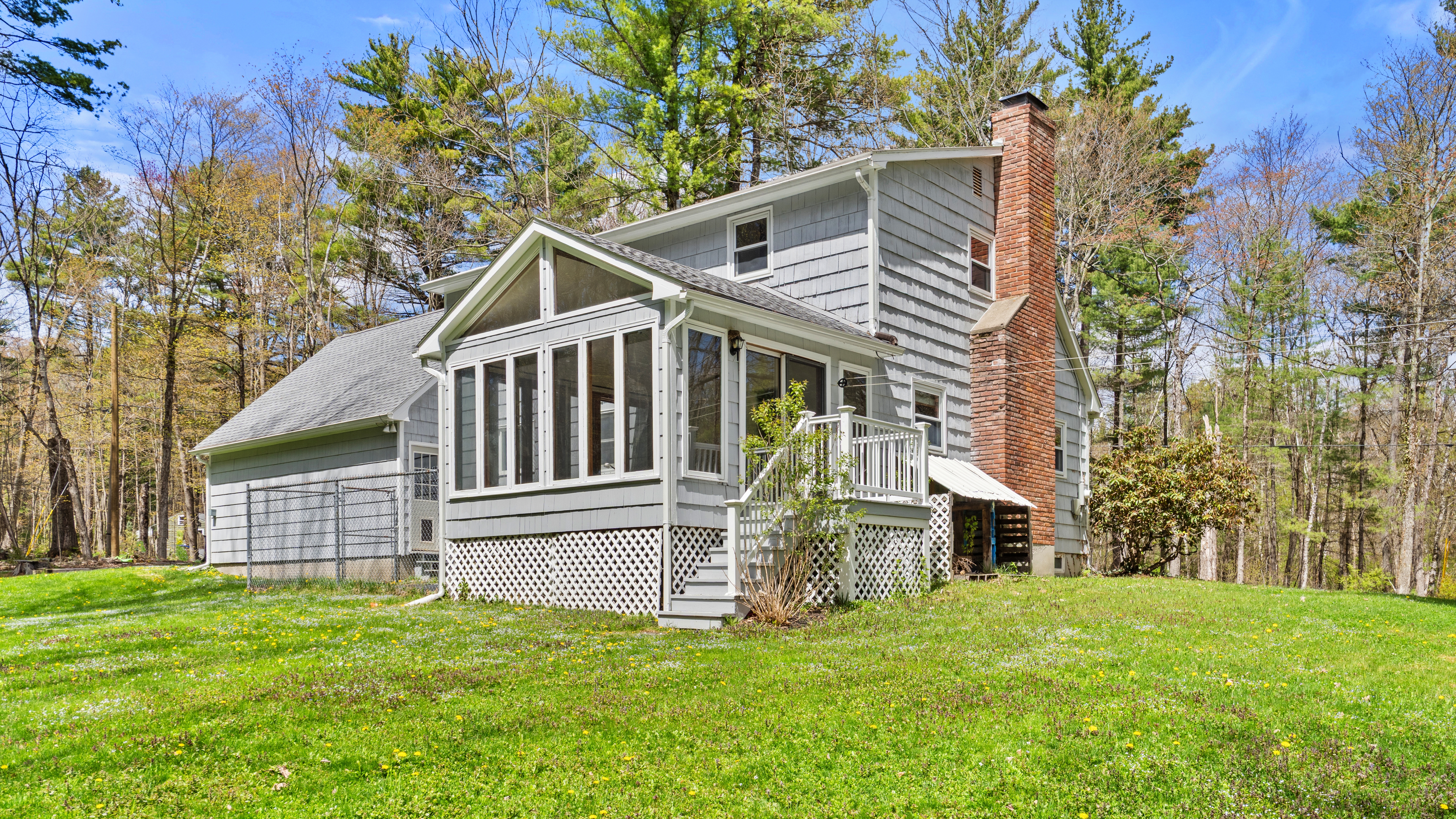  Idyllic Country Living: Sweet Cape on 2 Acres with Berkshire Proximity - 物件實景