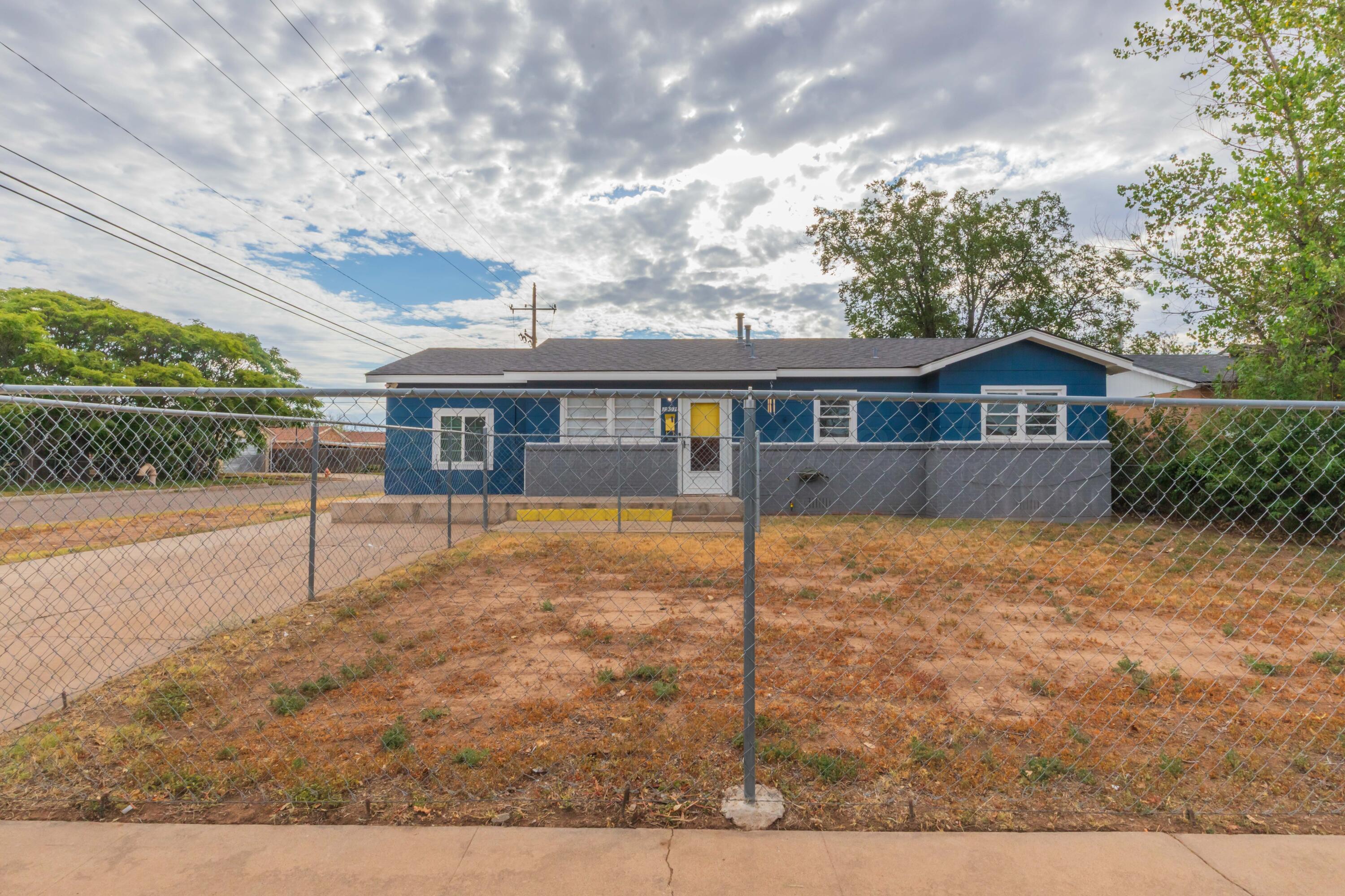 Apache St, Amarillo, TX 79103