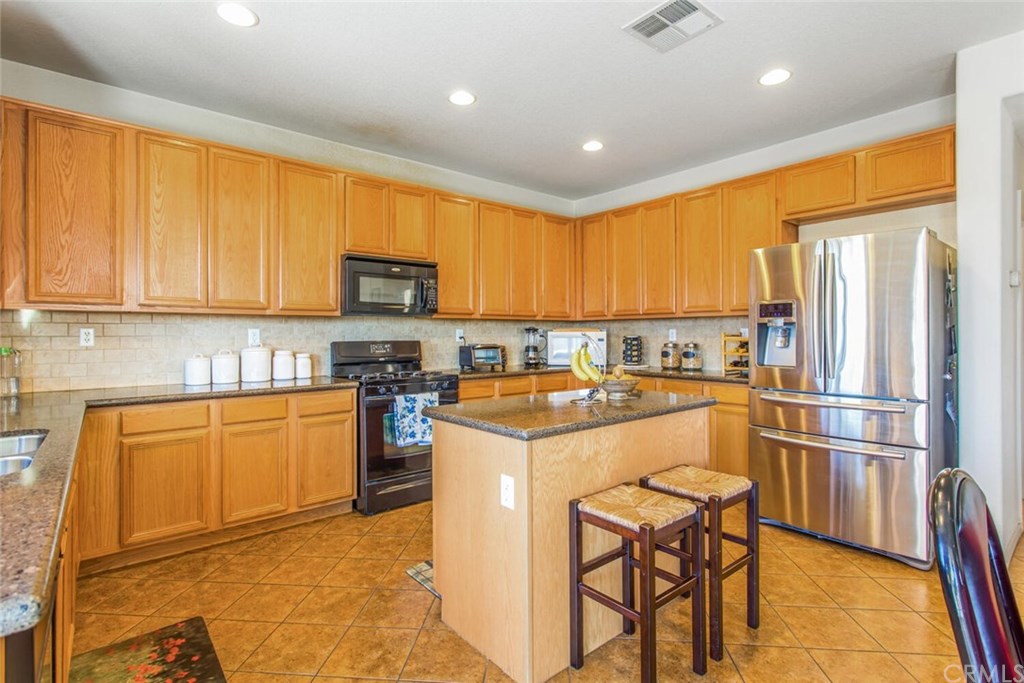 Mentone, California, 92359, United States, 3 Bedrooms Bedrooms, ,3 BathroomsBathrooms,Residential,For Sale,1927763