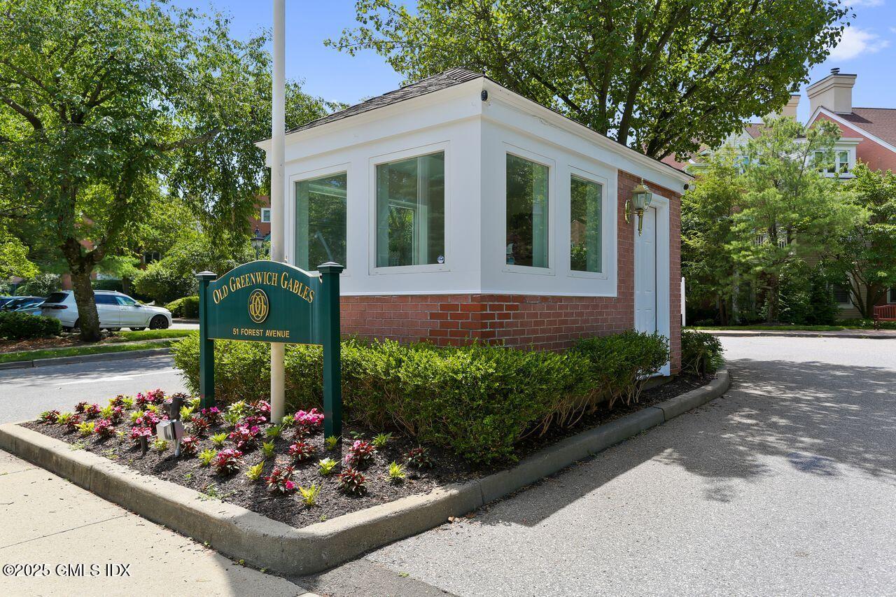 Old Greenwich, Connecticut, 06870, United States, 1 Bedroom Bedrooms, ,2 BathroomsBathrooms,Residential,For Sale,1891729