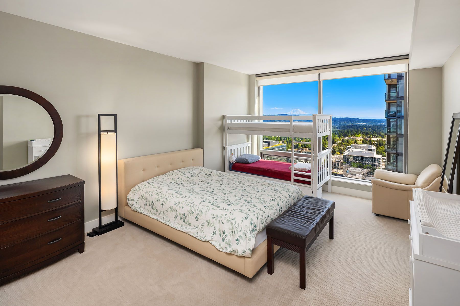  650 Bellevue Wy NE, Bellevue, WA 98004 - 物件實景
