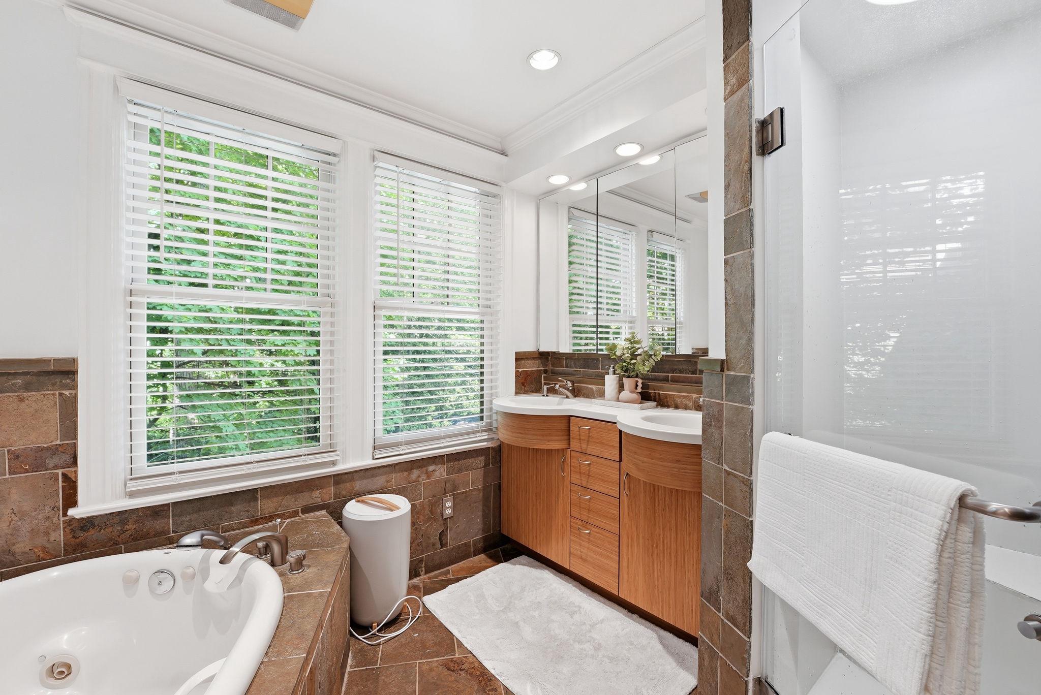  3512 30th Street NW, Washington, DC, 20008 - 物件實景