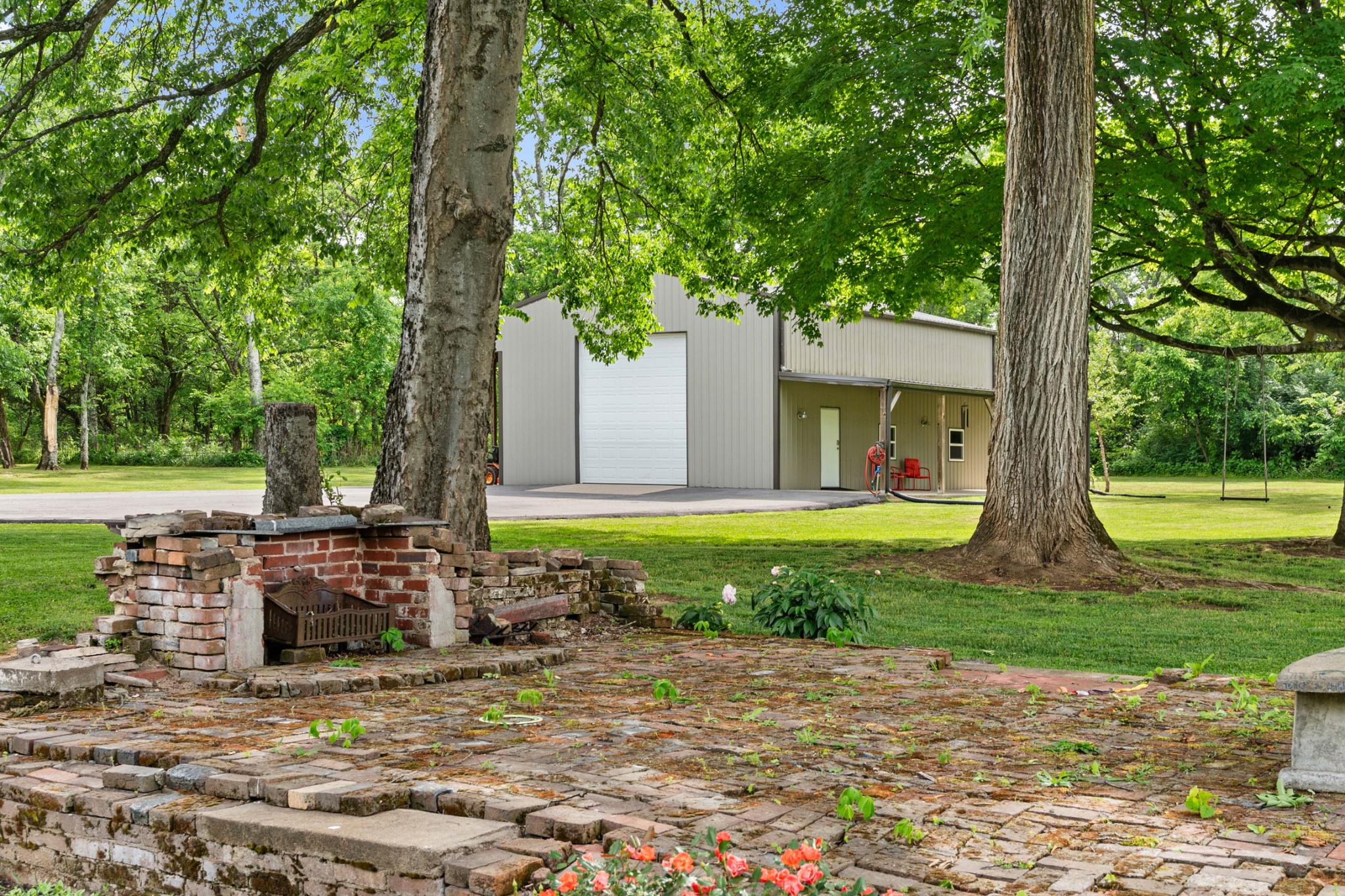  587A Douglas Ln, Gallatin, TN, 37066 - 物件實景