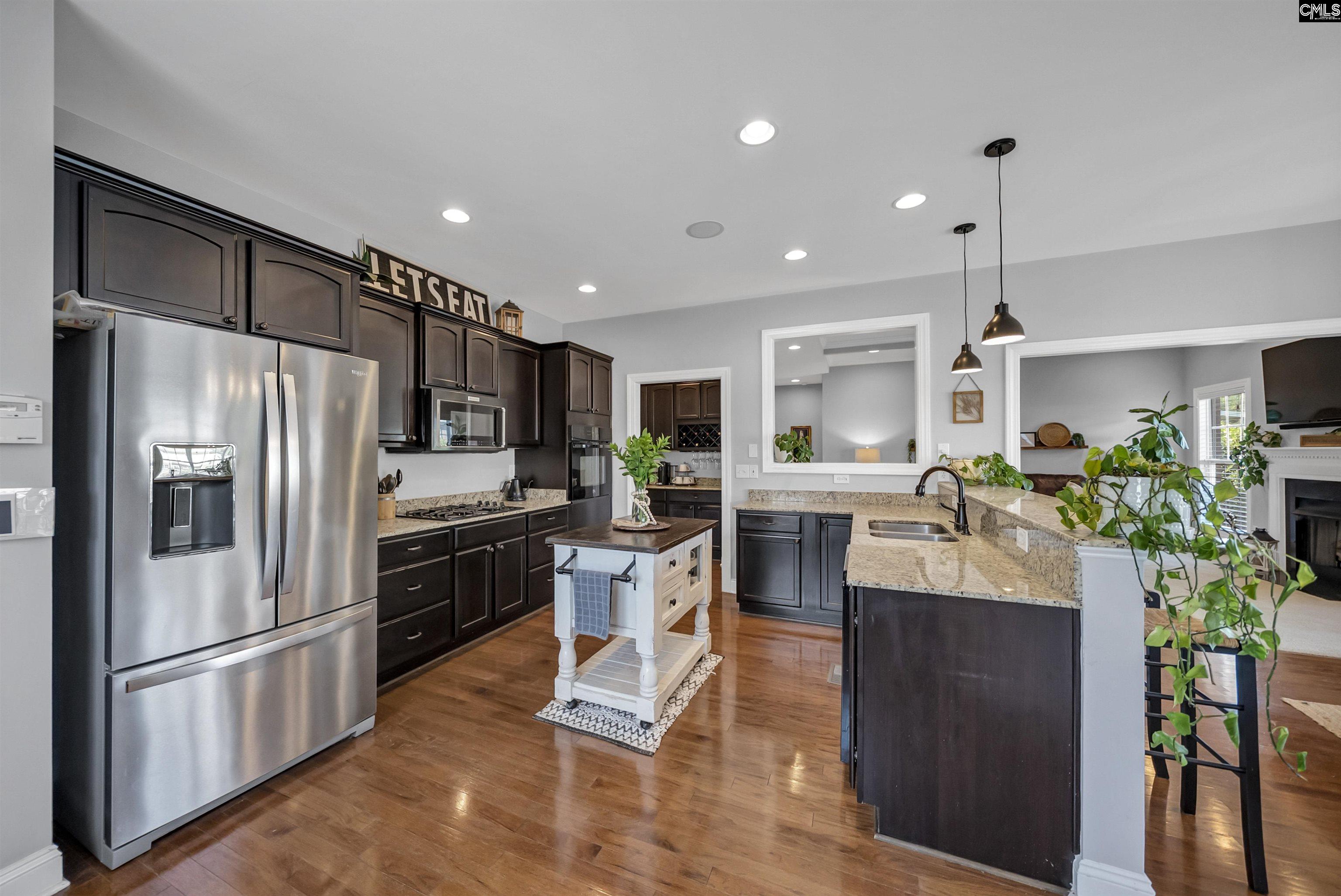Lexington, South Carolina, 29072, United States, 5 Bedrooms Bedrooms, ,4 BathroomsBathrooms,Residential,For Sale,1906241