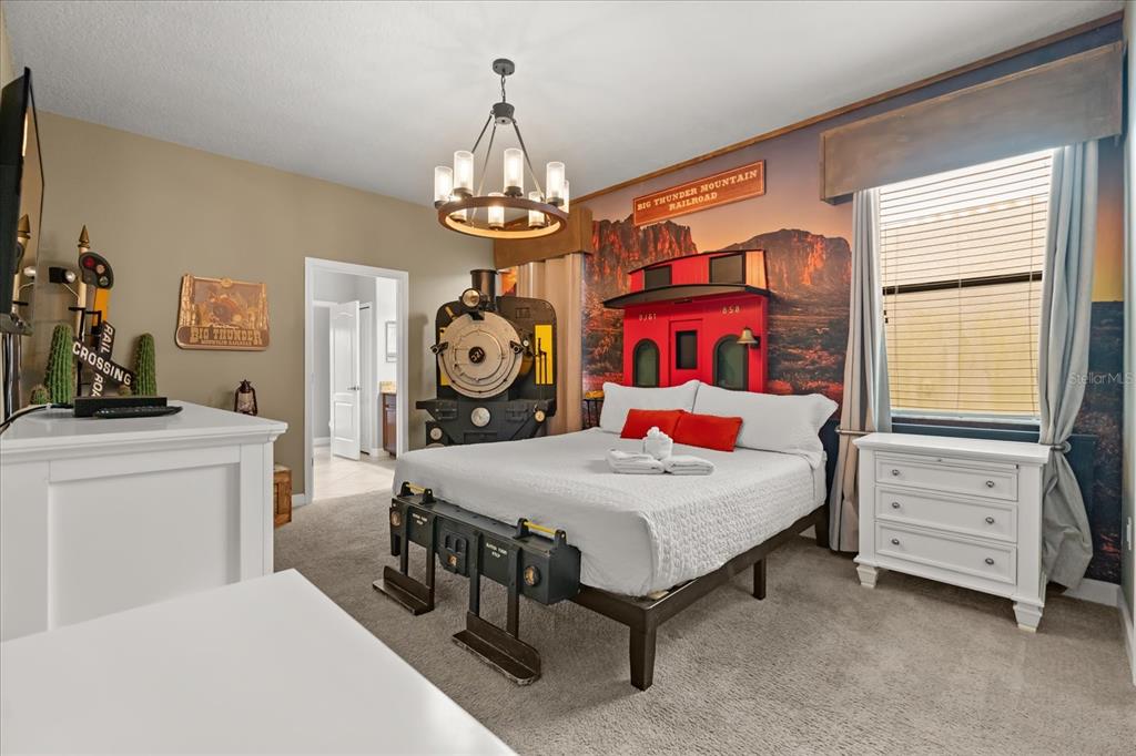 Davenport, Florida, 33896, United States, 8 Bedrooms Bedrooms, ,5 BathroomsBathrooms,Residential,For Sale,1896133