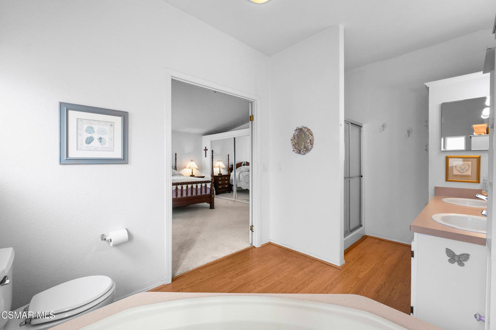 Ventura, California, 93001, United States, 3 Bedrooms Bedrooms, ,2 BathroomsBathrooms,Residential,For Sale,1921287