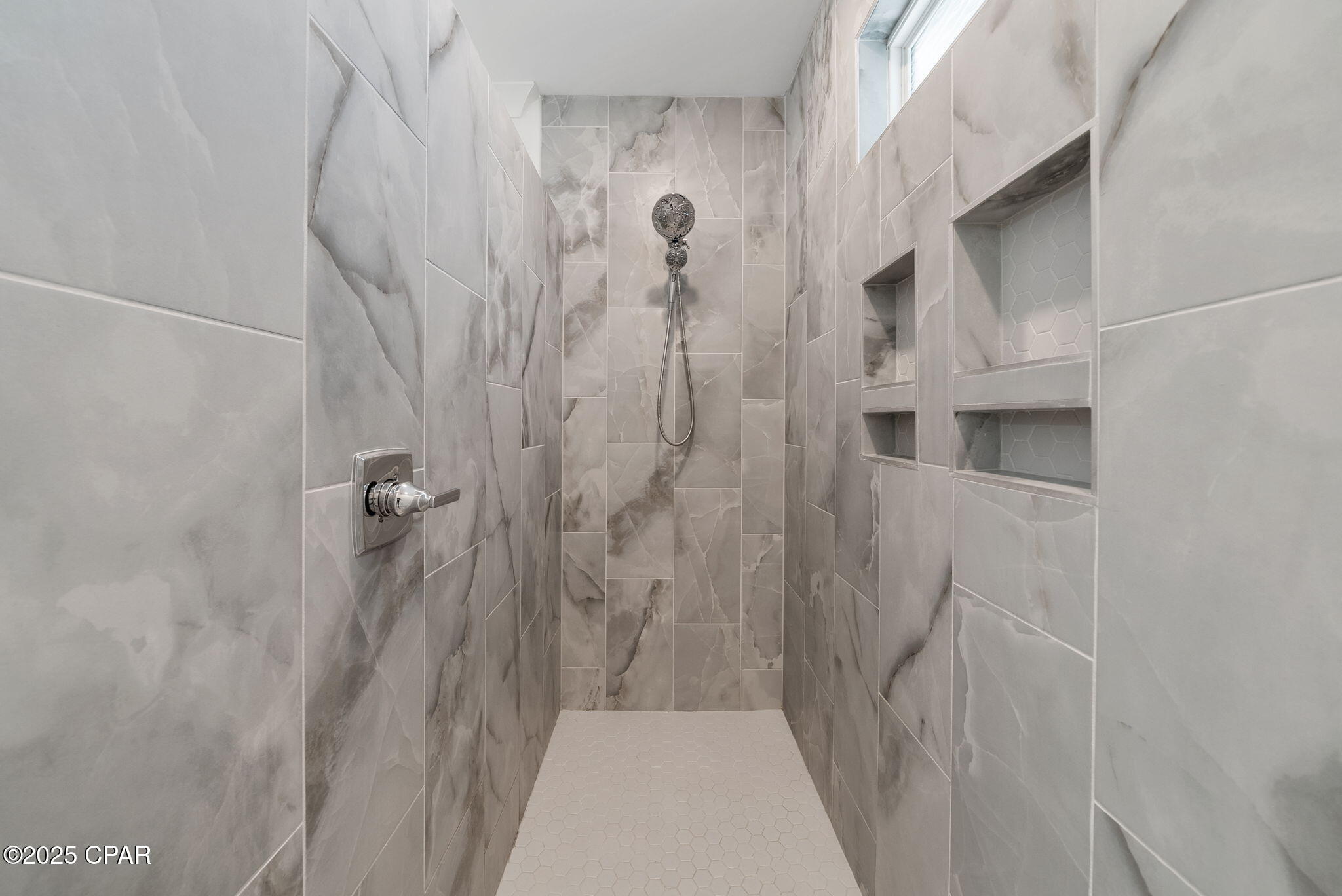 Panama City, Florida, 32405, United States, 4 Bedrooms Bedrooms, ,3 BathroomsBathrooms,Residential,For Sale,1991191