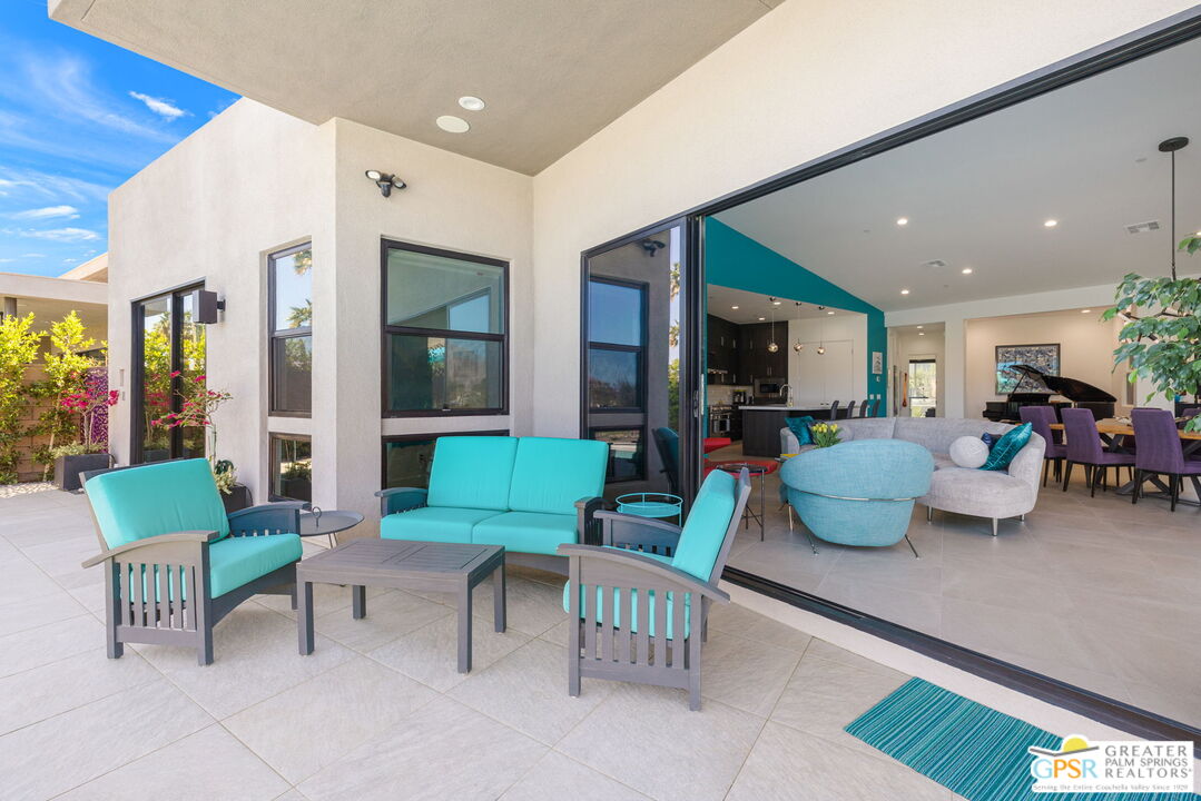 Palm Springs, California, 92262, United States, 3 Bedrooms Bedrooms, ,3 BathroomsBathrooms,Residential,For Sale,1903591