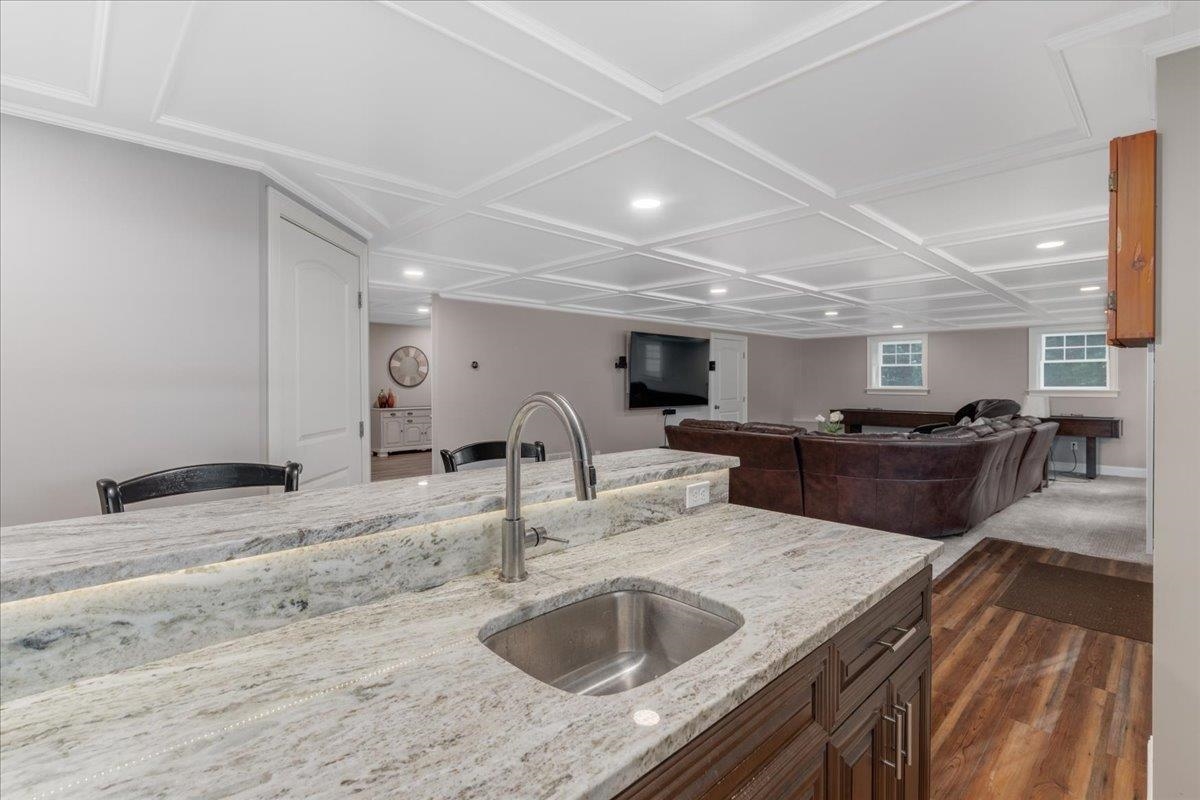 Bedford, New Hampshire, 03110, United States, 4 Bedrooms Bedrooms, ,5 BathroomsBathrooms,Residential,For Sale,1865787