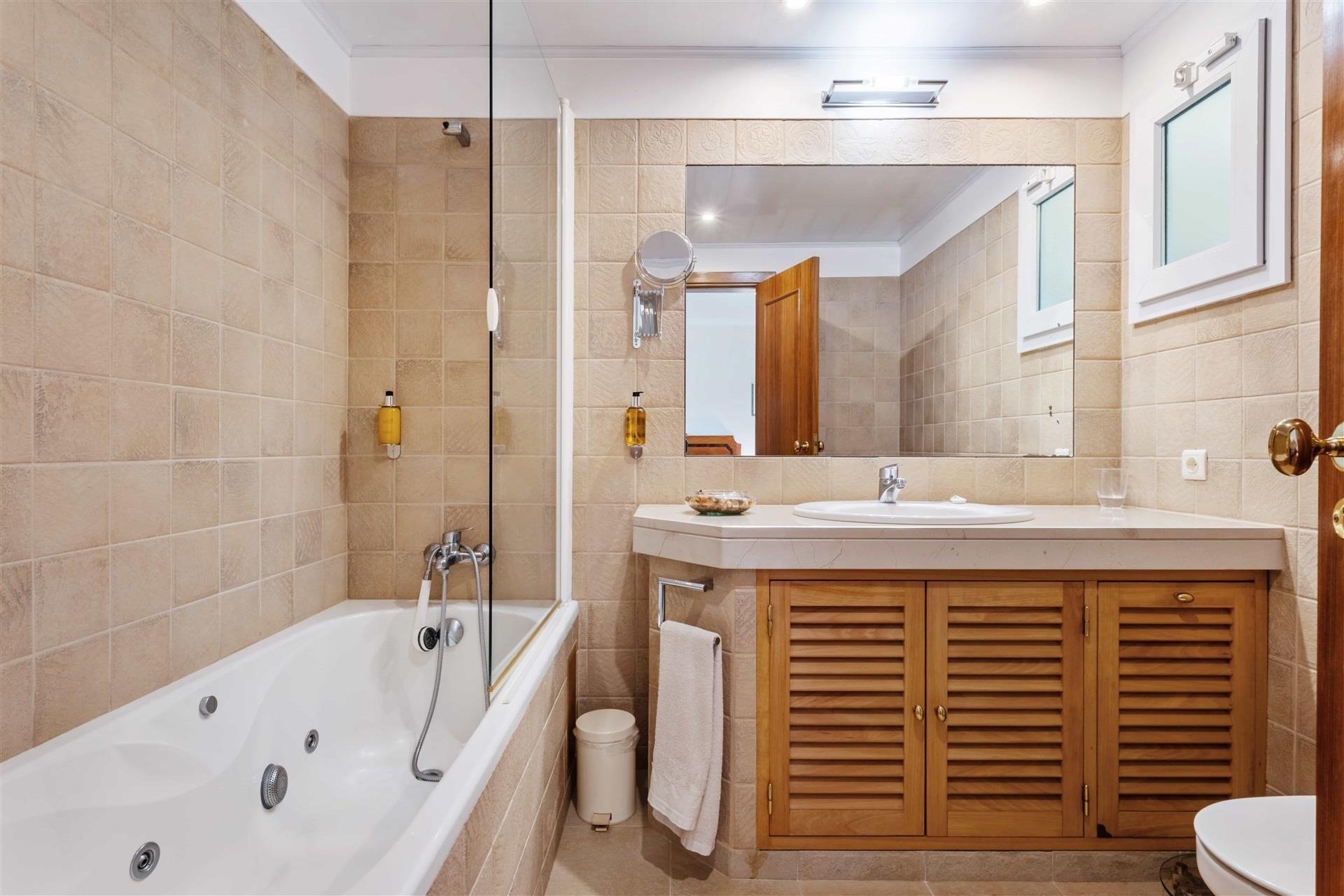  House, 4 bedrooms, for Sale - 物件實景