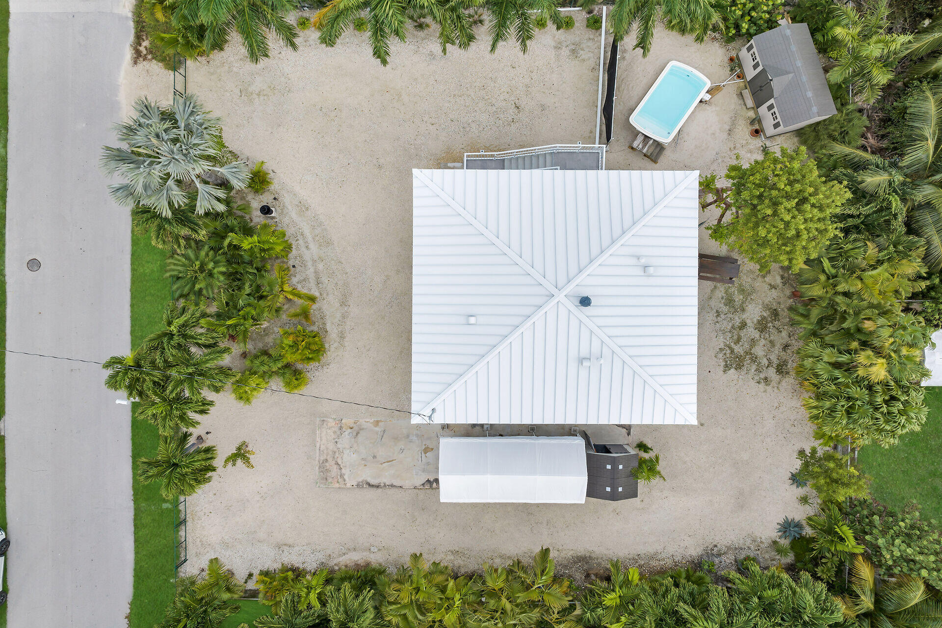 Big Pine, Florida, 33043, United States, 3 Bedrooms Bedrooms, ,2 BathroomsBathrooms,Residential,For Sale,1921962