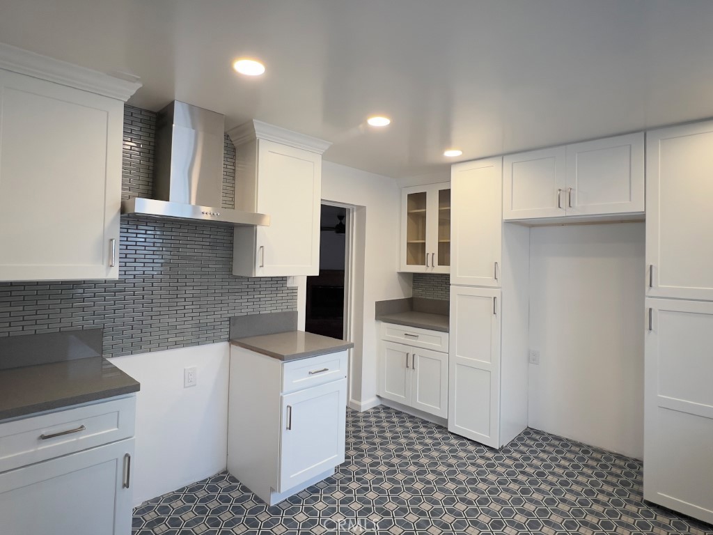 Burbank, California, 91504, United States, 3 Bedrooms Bedrooms, ,Residential,For Sale,2010360