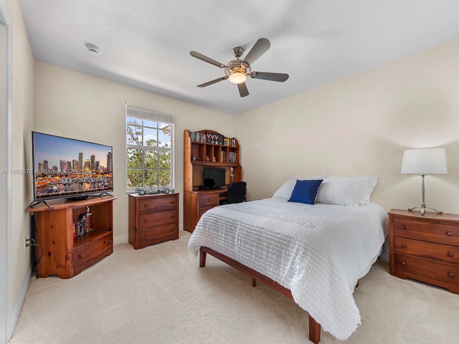 Weston, Florida, 33332, United States, 5 Bedrooms Bedrooms, ,5 BathroomsBathrooms,Residential,For Sale,1826480