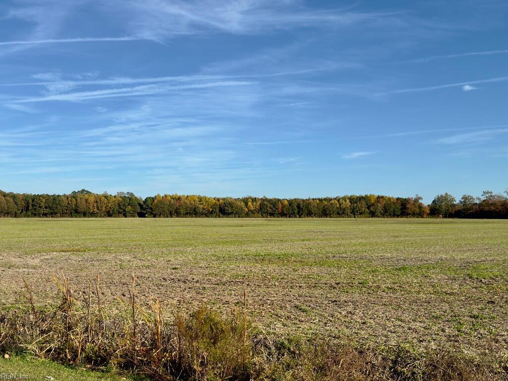 Virginia Beach Va, Virginia, 23457, United States, 4 Bedrooms Bedrooms, ,3 BathroomsBathrooms,Residential,For Sale,1989088