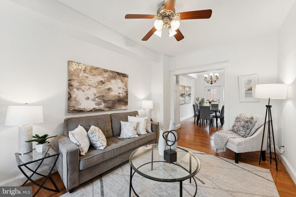 Washington, District of Columbia, 20001, United States, 4 Bedrooms Bedrooms, ,3 BathroomsBathrooms,Residential,For Sale,2001176