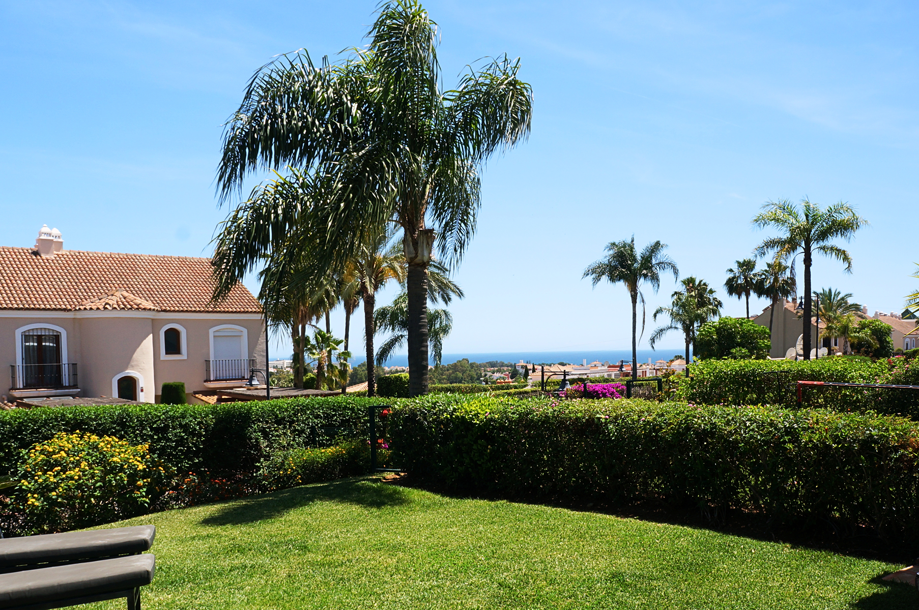  Garden townhouse with sea views in El Paraíso, Estepona - 物件實景