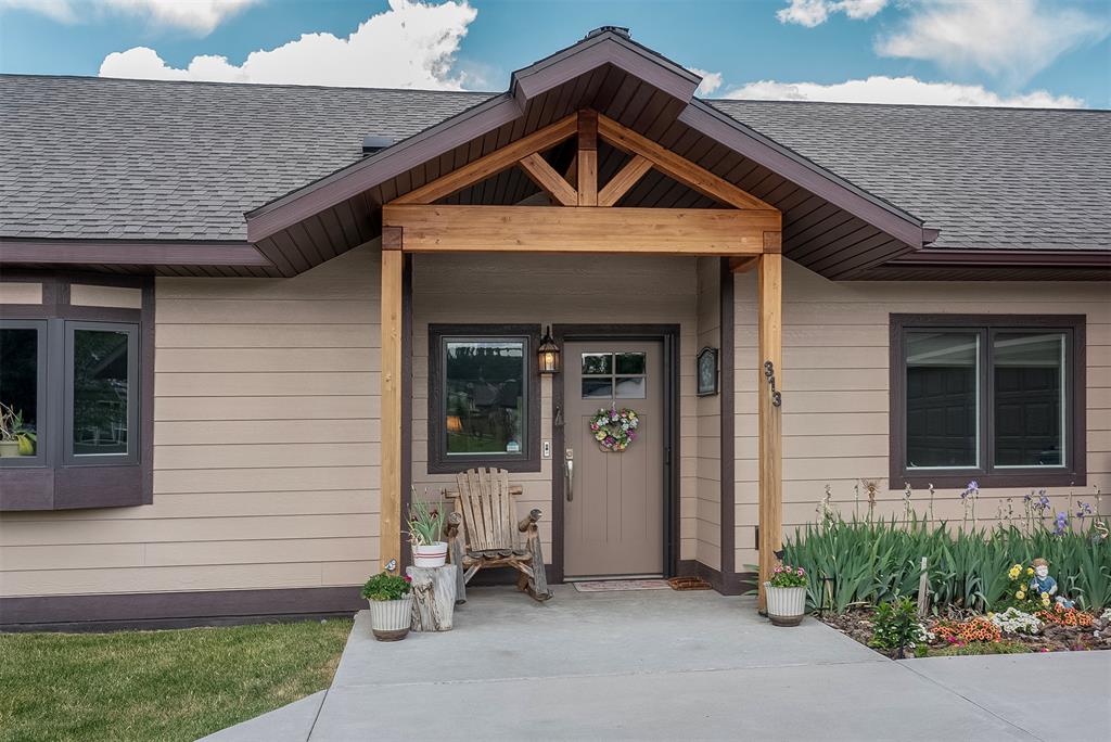 Polson, Montana, 59860, United States, 3 Bedrooms Bedrooms, ,1 BathroomBathrooms,Residential,For Sale,1976737