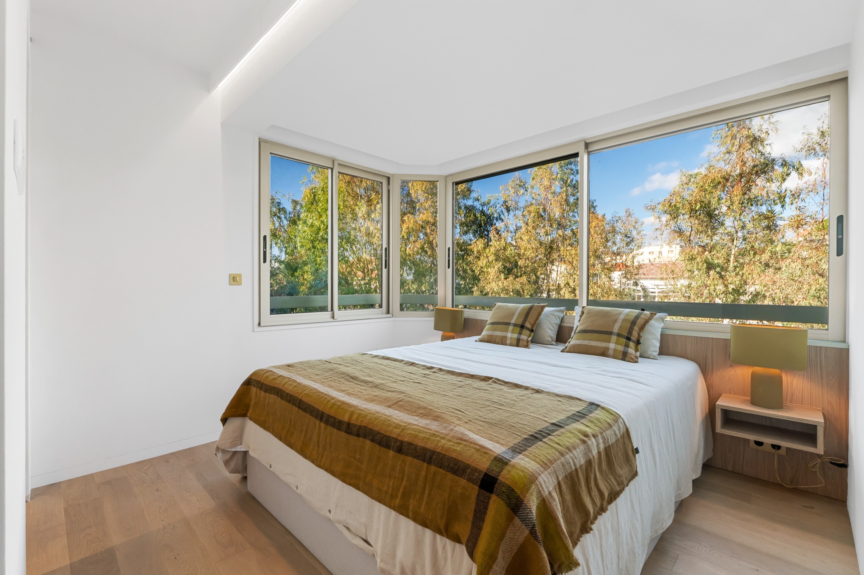  Cannes Palm Beach renovated 4-room apartment with terrace and sea view - 物件實景