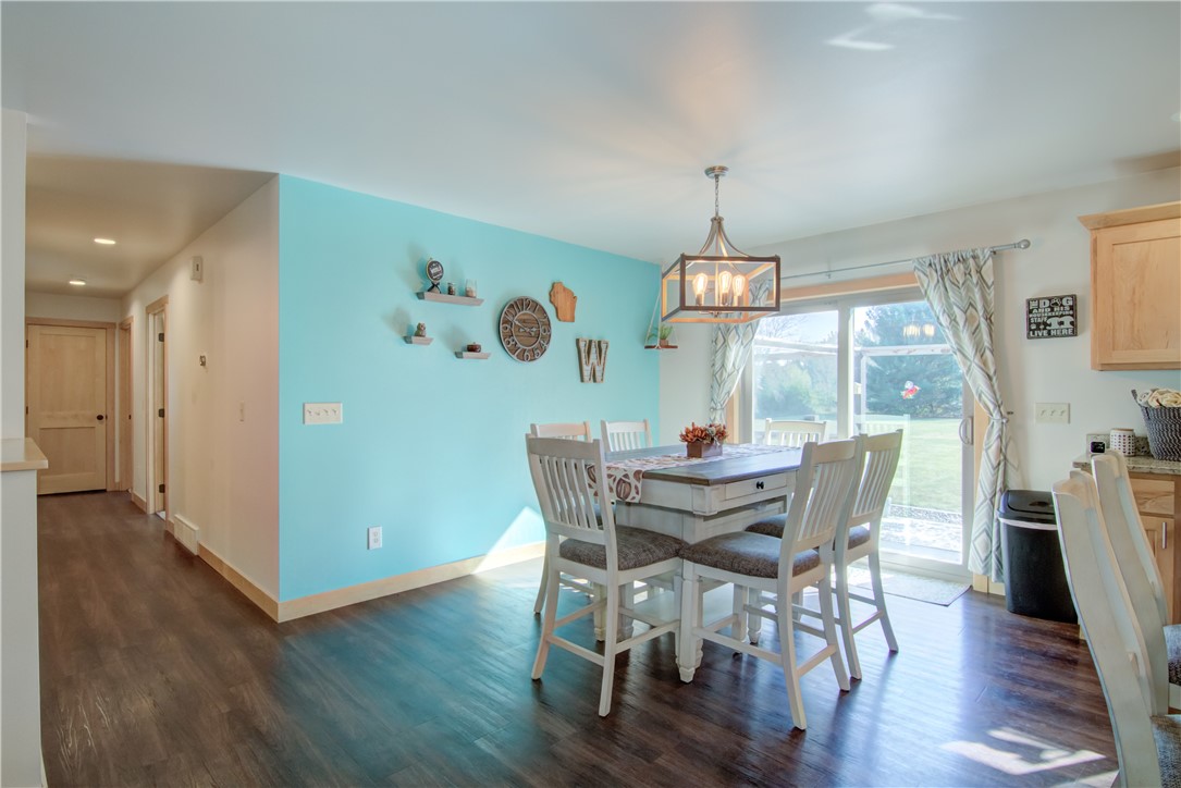 Cadott, Wisconsin, 54727, United States, 4 Bedrooms Bedrooms, ,2 BathroomsBathrooms,Residential,For Sale,1961468