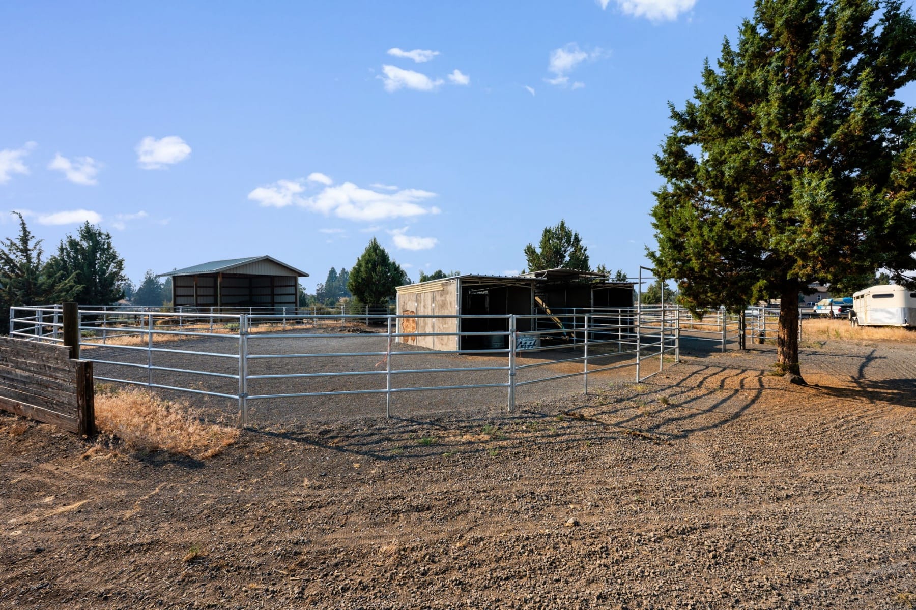  60835 Jennings Road Bend, OR 97702 - 物件實景