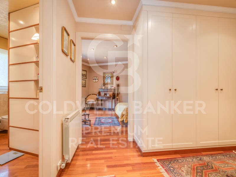 Sant Cugat del Vallès, Catalonia, ES, 5 Bedrooms Bedrooms, ,5 BathroomsBathrooms,Residential,For Sale,1529561